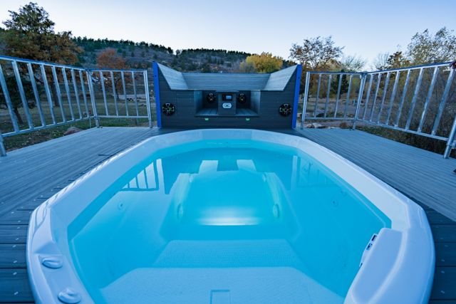 Cool water, summer fun